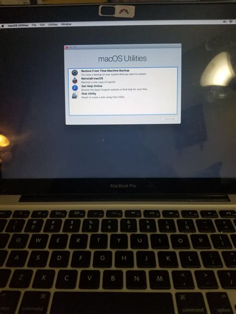 macbook pro won't boot from install disk